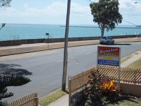 Sunrise Units - Accommodation Cooktown 0