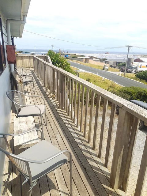 Sunset Holiday Villas - Accommodation Cooktown 3