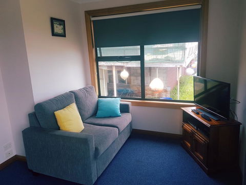 Sunset Holiday Villas - Accommodation Cooktown 1