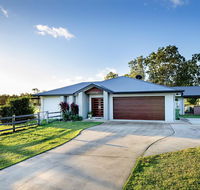 Sunset Retreat Airlie Beach Rural Getaway - Accommodation Cooktown
