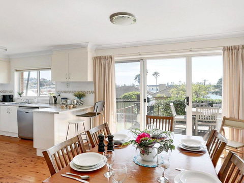 Surf Beach Views - Quiet Position, Close To Beach - Accommodation Cooktown 1