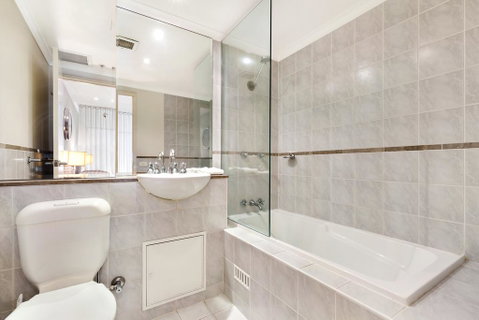 Surry Hills Modern One Bedroom Apartment (310GOUL) - Accommodation Cooktown 3