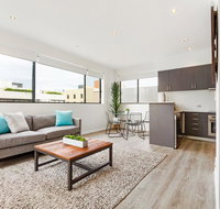 Surry Hills Modern Self-Contained One-Bedroom Apartment 19 FOV - Accommodation Cooktown