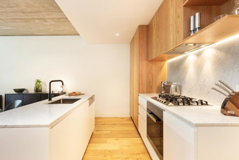 Surry Hills Self-contained 1 Bedroom Apartment (6 BRK) - Accommodation Cooktown 2
