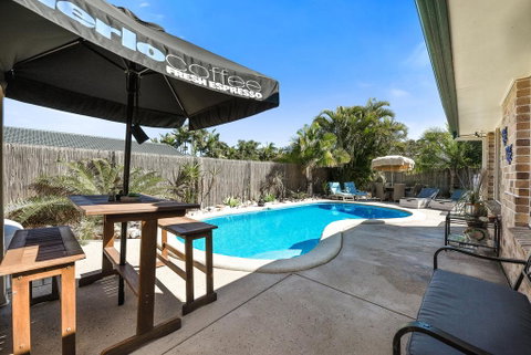 Sweetbrush Place - Accommodation Cooktown 0