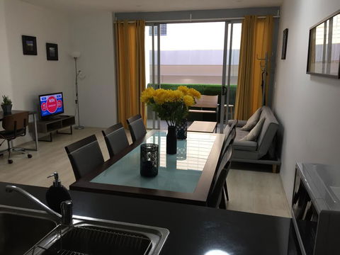 Sydney CBD Family Home - Accommodation Cooktown 3