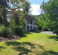 Tamworth Exclusive BB - Accommodation Cooktown