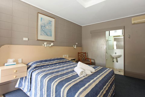 Tandara Hotel Motel - Accommodation Cooktown 2