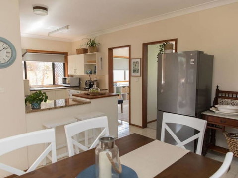 Taranaki Beach House - Accommodation Cooktown 0
