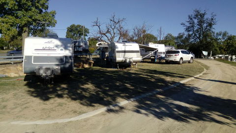 Taroom Caravan & Tourist Park - Accommodation Cooktown 2