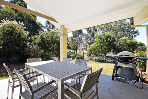 The 17th Tees - Accommodation Cooktown 0