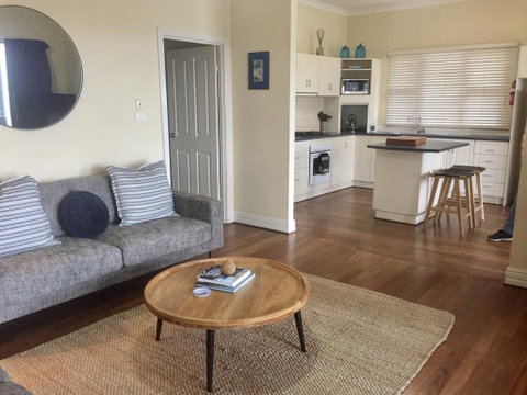 The Beach House & Villas - Accommodation Cooktown 3