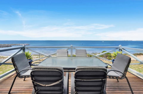 The Beach House - Point Turton - Accommodation Cooktown 0