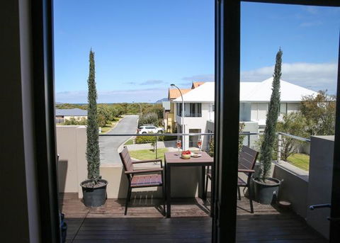 The Beach House At Bayside - Accommodation Cooktown 1