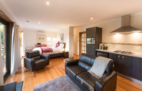 Parnella Kettering - Accommodation Cooktown 5