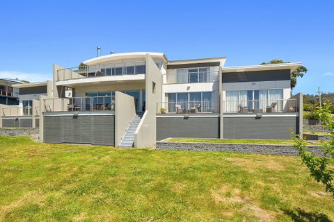 The Cove Kettering - Accommodation Cooktown 2
