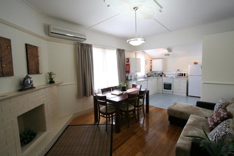 Moonah Central Apartments - Accommodation Cooktown 40