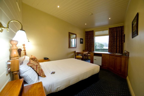 Strahan Village - Accommodation Cooktown 33