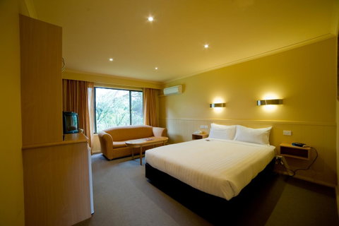 Strahan Village - Accommodation Cooktown 40
