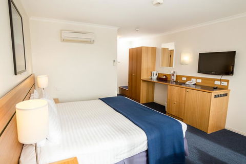 Edgewater Hotel - Accommodation Cooktown 10