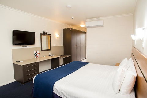 Edgewater Hotel - Accommodation Cooktown 13
