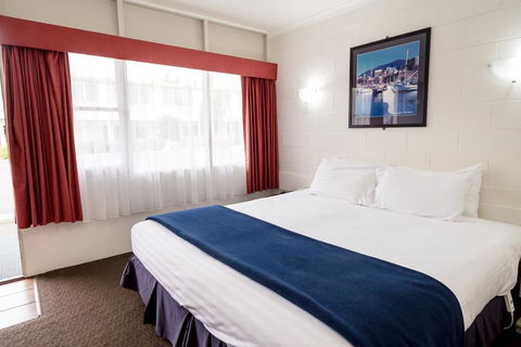 Edgewater Hotel - Accommodation Cooktown 17