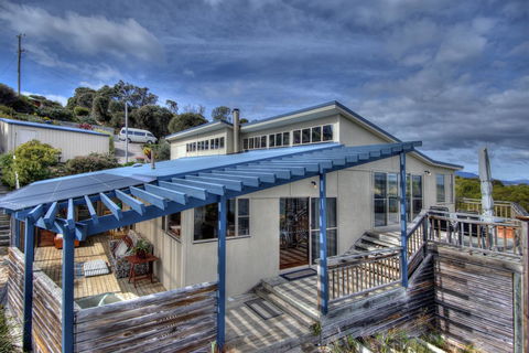 The Strand ~ On The Edge Of The Beach - Accommodation Cooktown 8
