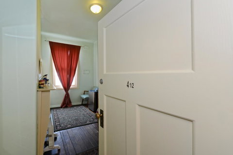Edinburgh Gallery Bed & Breakfast - Accommodation Cooktown 26