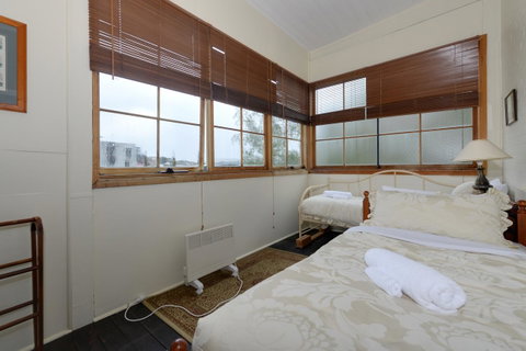 Edinburgh Gallery Bed & Breakfast - Accommodation Cooktown 37