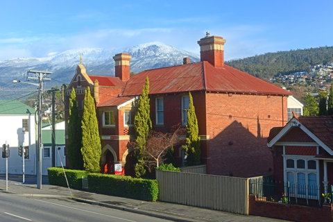 Edinburgh Gallery Bed & Breakfast - Accommodation Cooktown 0