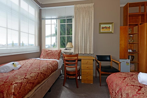 Edinburgh Gallery Bed & Breakfast - Accommodation Cooktown 8