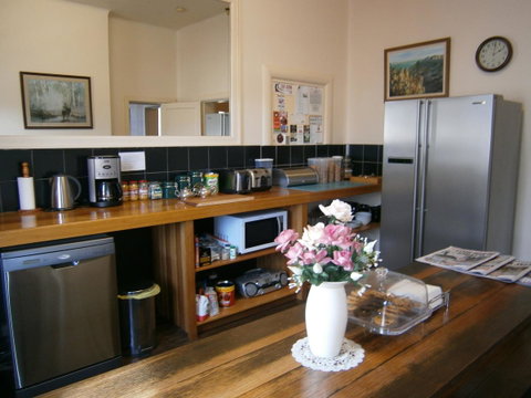 Edinburgh Gallery Bed & Breakfast - Accommodation Cooktown 5