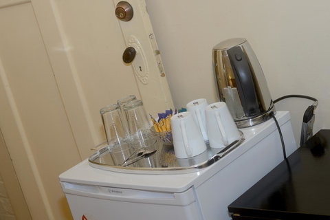 Edinburgh Gallery Bed & Breakfast - Accommodation Cooktown 17
