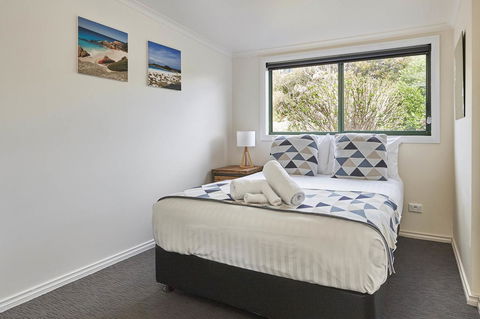 DOLPHIN LOOKOUT COTTAGE - Amazing Views Of The Bay Of Fires - Accommodation Cooktown 15