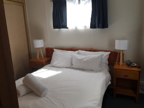 Regatta Point Tavern & Holiday Villas - Accommodation Cooktown 26