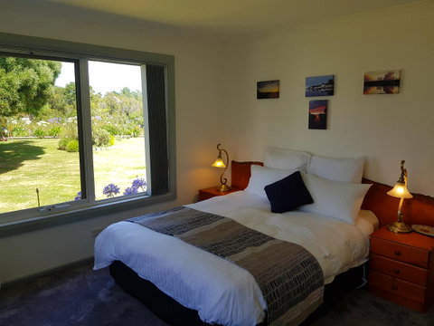 Regatta Point Tavern & Holiday Villas - Accommodation Cooktown 34