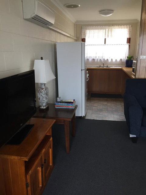 Regatta Point Tavern & Holiday Villas - Accommodation Cooktown 6