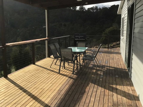 Derby Digs Cottage - Accommodation Cooktown 10