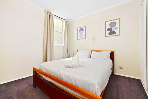 Launceston CBD Abode - Accommodation Cooktown 4