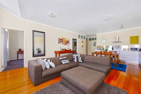 Launceston CBD Abode - Accommodation Cooktown 3