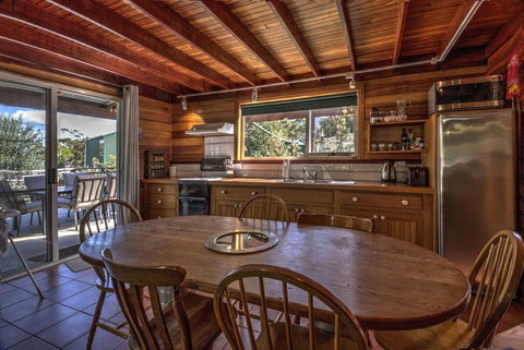 Freedom At Freycinet - Accommodation Cooktown 7