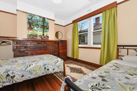 Cimitiere By The Park - Accommodation Cooktown 4