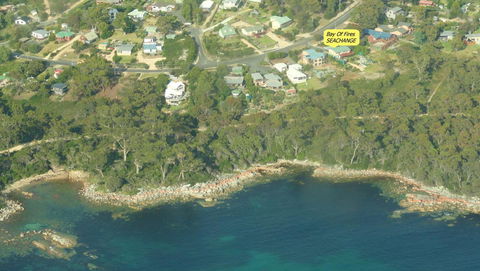 BAY OF FIRES SEACHANGE Ocean Frontage - Accommodation Cooktown 27