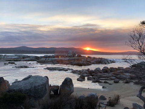 BAY OF FIRES SEACHANGE Ocean Frontage - Accommodation Cooktown 11