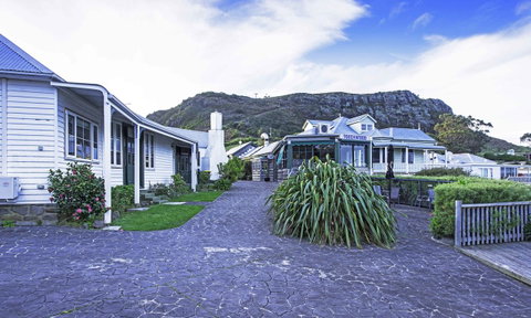 Touchwood Cottages - Accommodation Cooktown 4