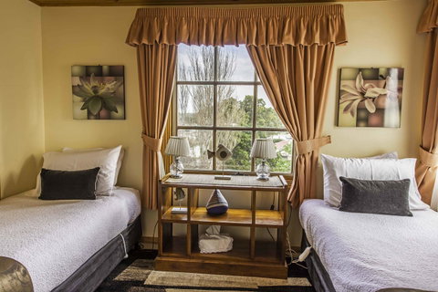 Touchwood Cottages - Accommodation Cooktown 34