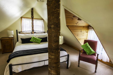 Touchwood Cottages - Accommodation Cooktown 31