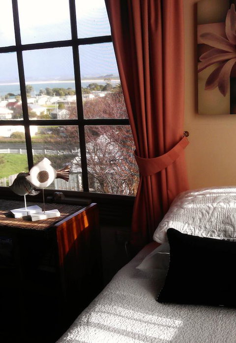 Touchwood Cottages - Accommodation Cooktown 24