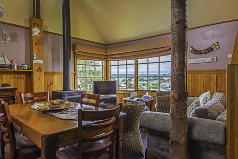 Touchwood Cottages - Accommodation Cooktown 32