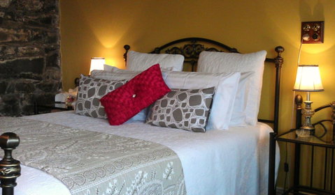 Touchwood Cottages - Accommodation Cooktown 28